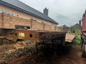 70 Tons Double Axle Lowbed Back - Construction Company Use