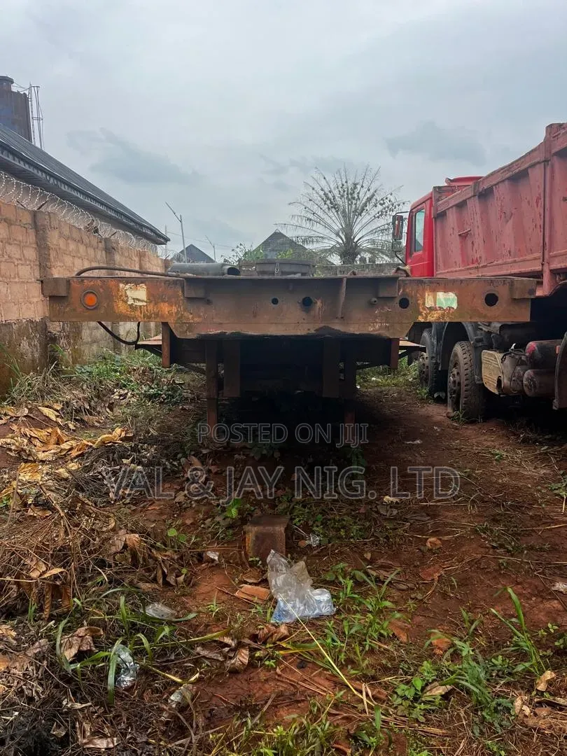 70 Tons Double Axle Lowbed Back - Construction Company Use