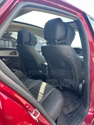Mercedes-Benz GLE-Class 2023 Red