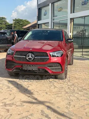 Mercedes-Benz GLE-Class 2023 Red
