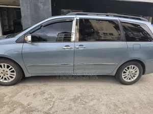 Toyota Sienna XLE Limited 2007