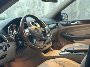 Mercedes-Benz M Class 2013 Black