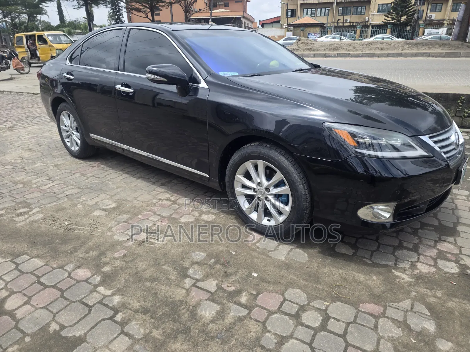 Lexus ES 350 2011 Black