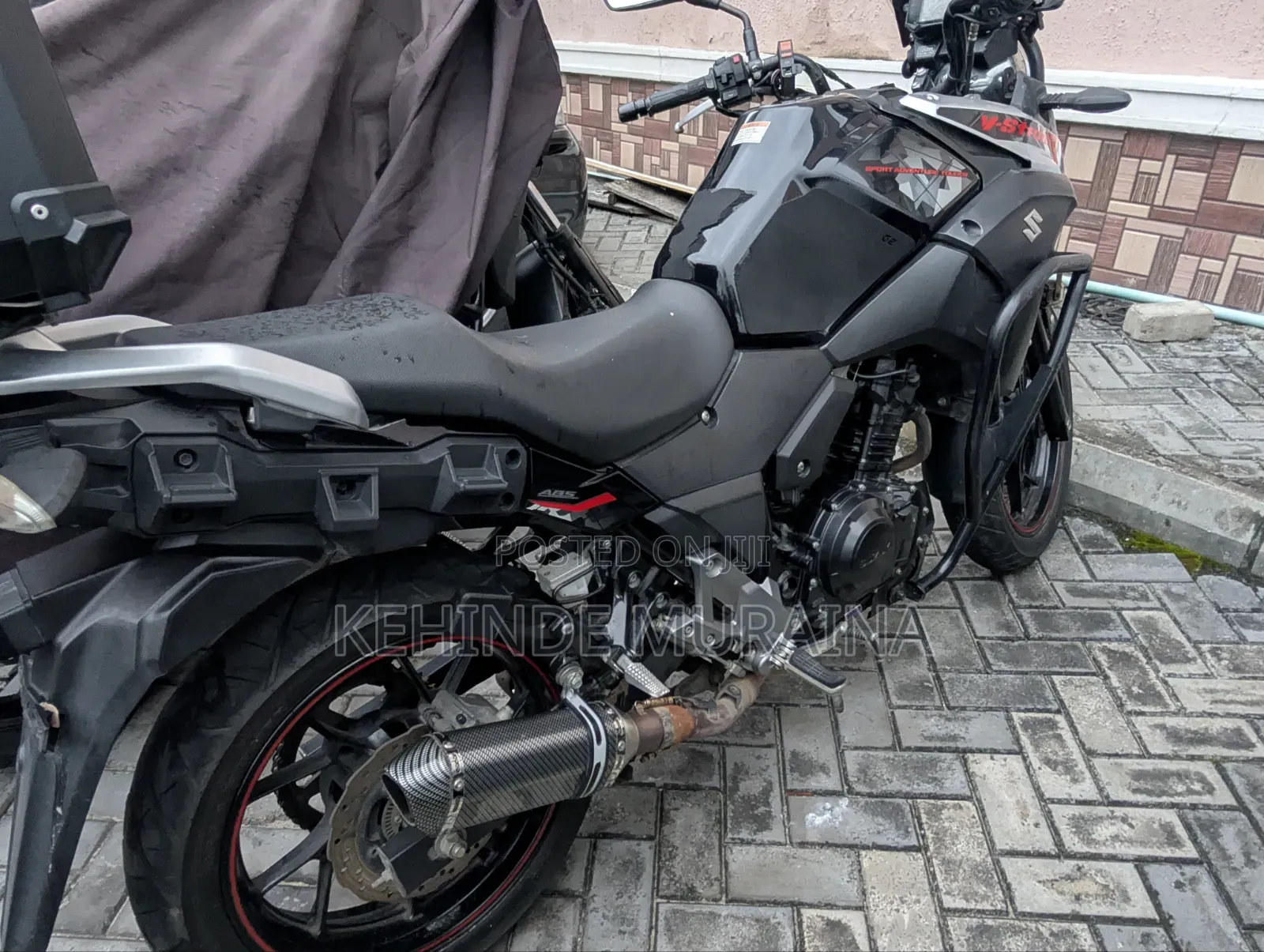 Suzuki V-Strom 2020 Black