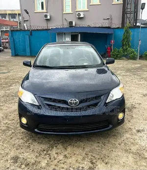 Toyota Corolla LE 4dr Sedan (1.8L 4cyl 4A) 2012 Blue