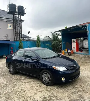 Toyota Corolla LE 4dr Sedan (1.8L 4cyl 4A) 2012 Blue
