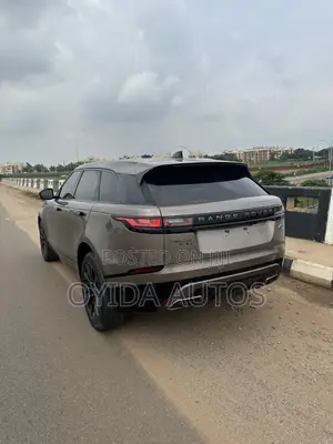 Land Rover Range Rover Velar P380 SE R-Dynamic 4x4 2018 Gold