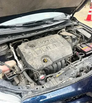 Toyota Corolla LE 4dr Sedan (1.8L 4cyl 4A) 2012 Blue