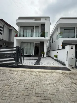 Furnished 5bdrm Duplex in Ikota for sale