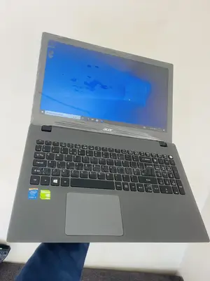 Laptop Acer Aspire 15 8GB Intel Core i5 HDD 1T