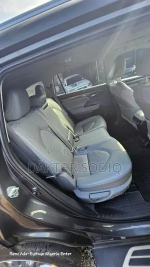 Toyota Highlander 2022 Gray