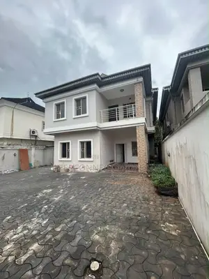 5bdrm Duplex in Lekki Phase 1 for rent