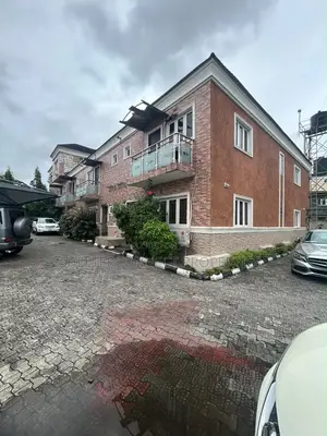 3bdrm Duplex in Lekki Phase 1 for rent
