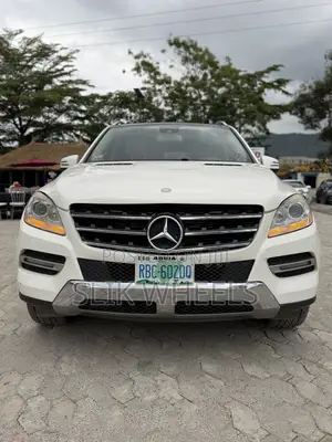 Mercedes-Benz M Class ML 350 4Matic 2013 White