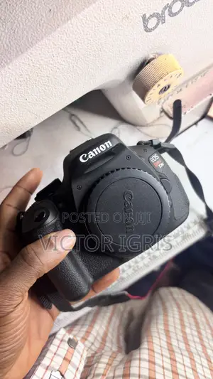 UK Used Canon Rebel T3i + Lens