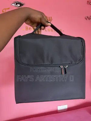 Lash, Makeup Nails Home Service Bag