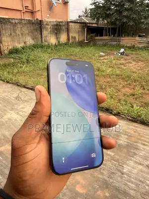 Apple iPhone 15 Pro 128 GB Blue