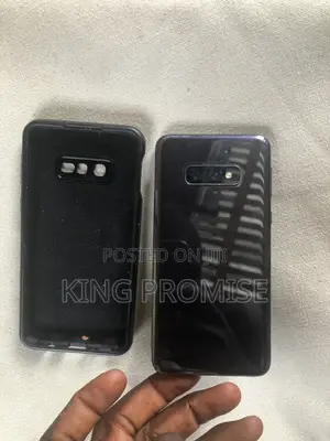 Samsung Galaxy S10e 128 GB Black