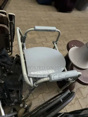 Medical Aide Commode