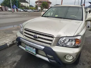 Toyota Highlander 2004 Silver