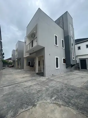 4bdrm Duplex in Orchid Road, Lekki Phase 2 for rent