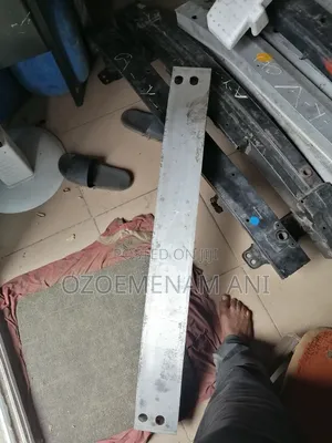 Front Bumper Beam Matrix 2010 and Pontiac Vibe 2010