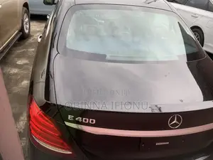 Mercedes-Benz E400 2018 Black