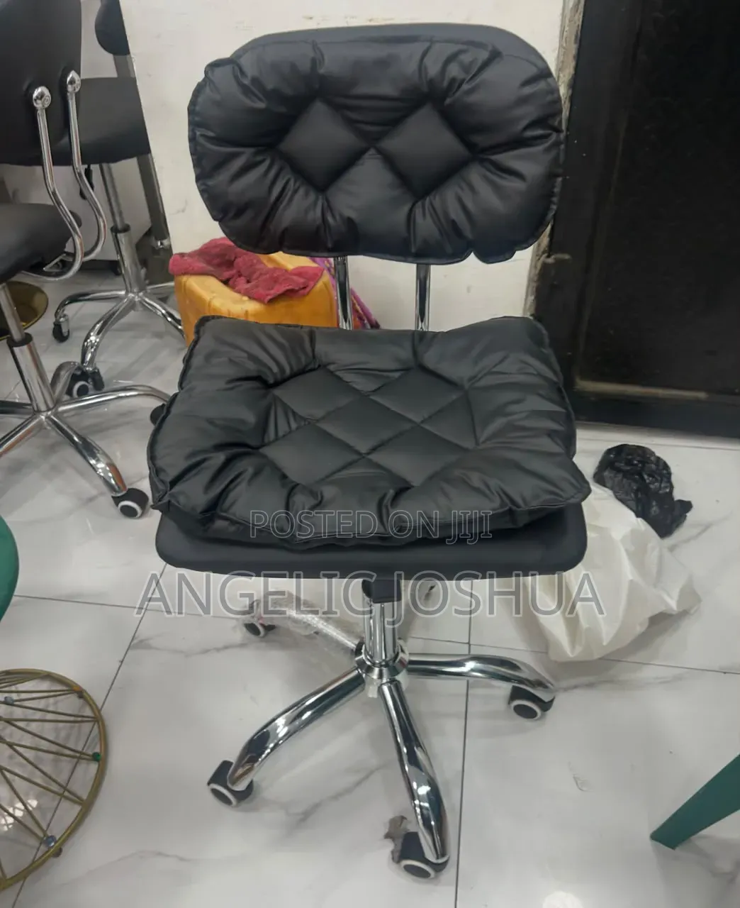 Saloon Spa Stool