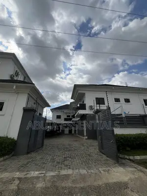 Furnished 3bdrm Duplex in Jahi for sale