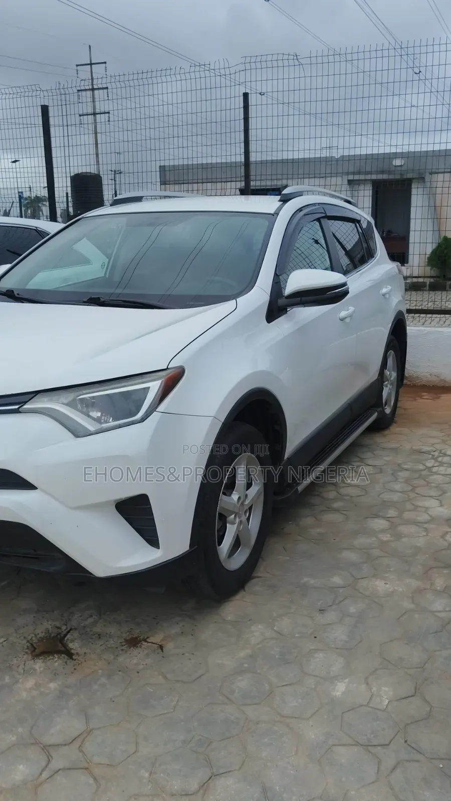 Toyota RAV4 2016 White