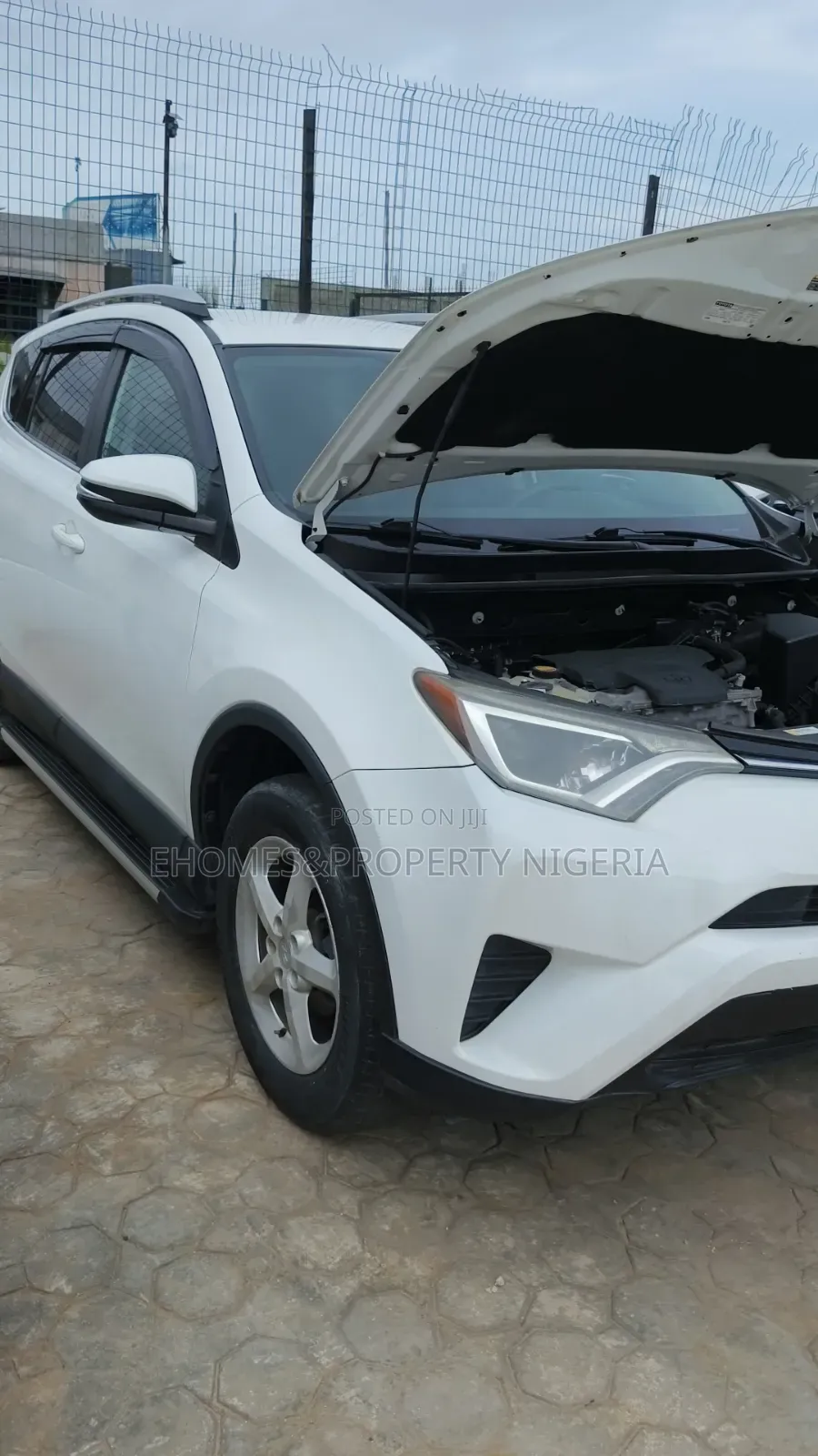 Toyota RAV4 2016 White