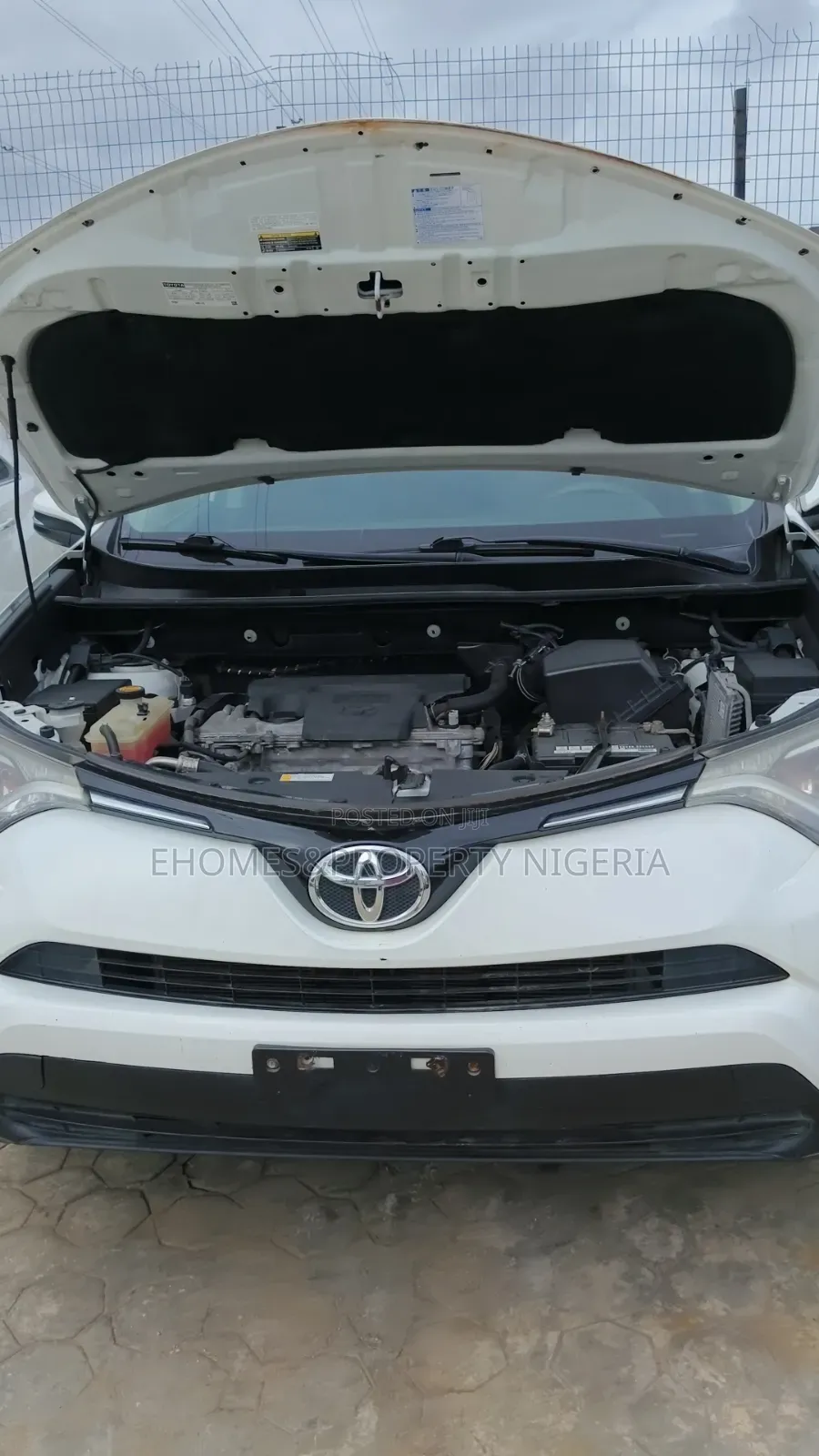 Toyota RAV4 2016 White
