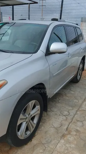 Toyota Highlander 2013 Gray