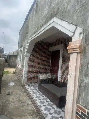 2bdrm Bungalow in Oguntimilehin Town, Eleko for sale