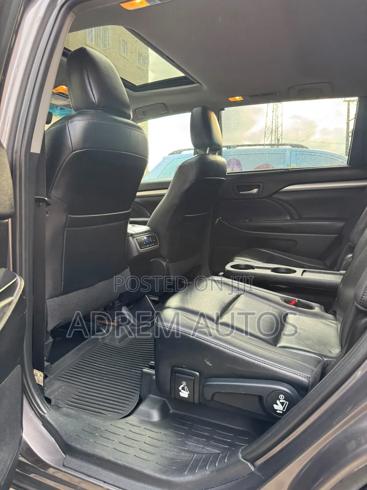 Toyota Highlander XLE 2019 Gray