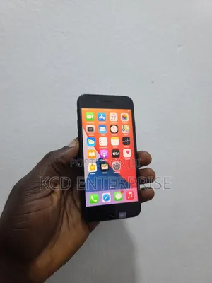 Apple iPhone 7 32 GB Black