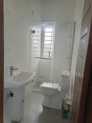 3bdrm Apartment in Ologolo for rent
