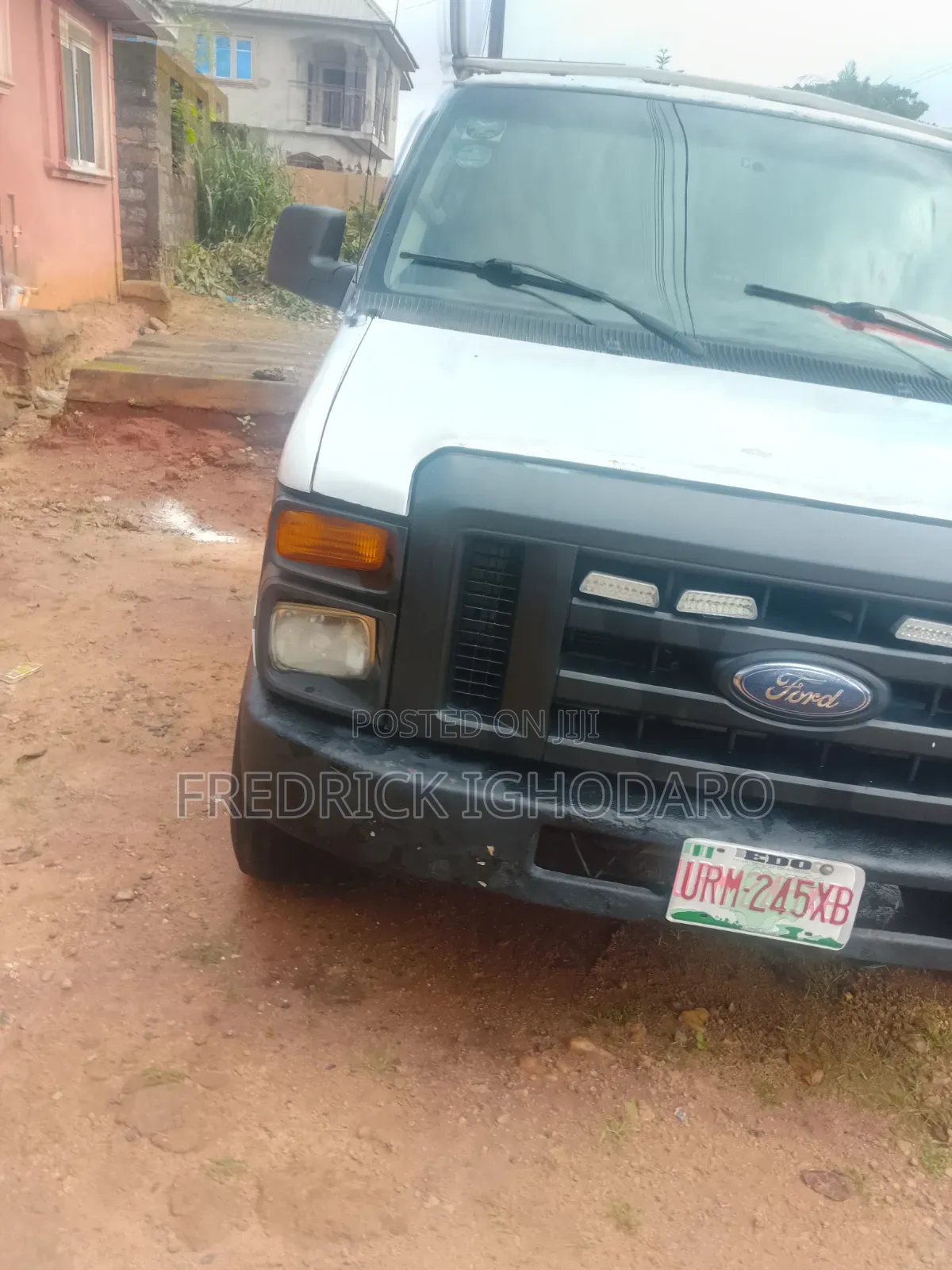 Ford E350 2008 White