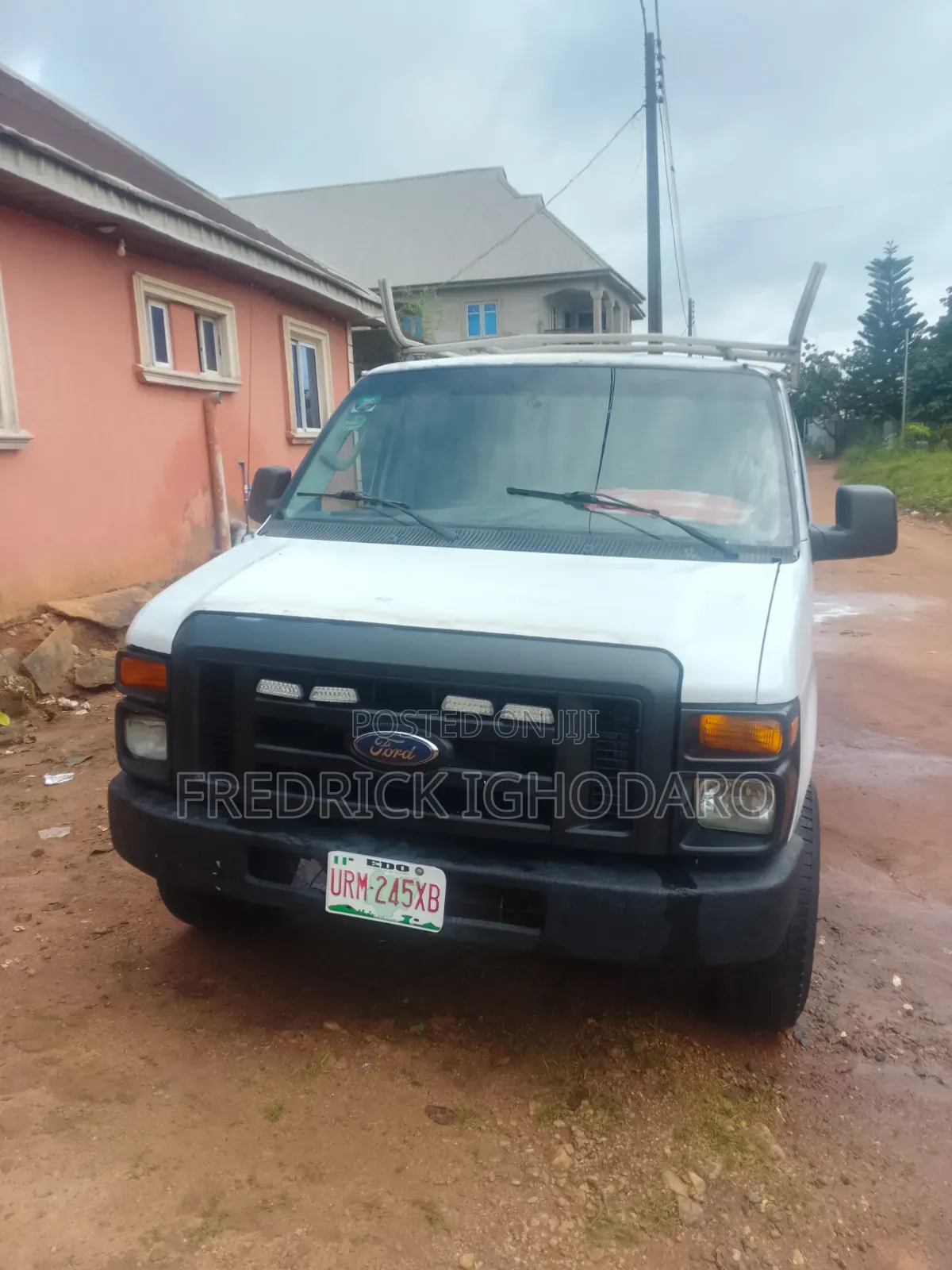 Ford E350 2008 White