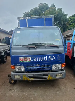 Nissan Cabstar 2000 Blue
