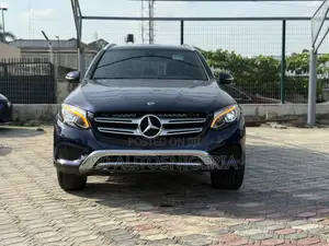 Mercedes-Benz GLC-Class 2019 Blue