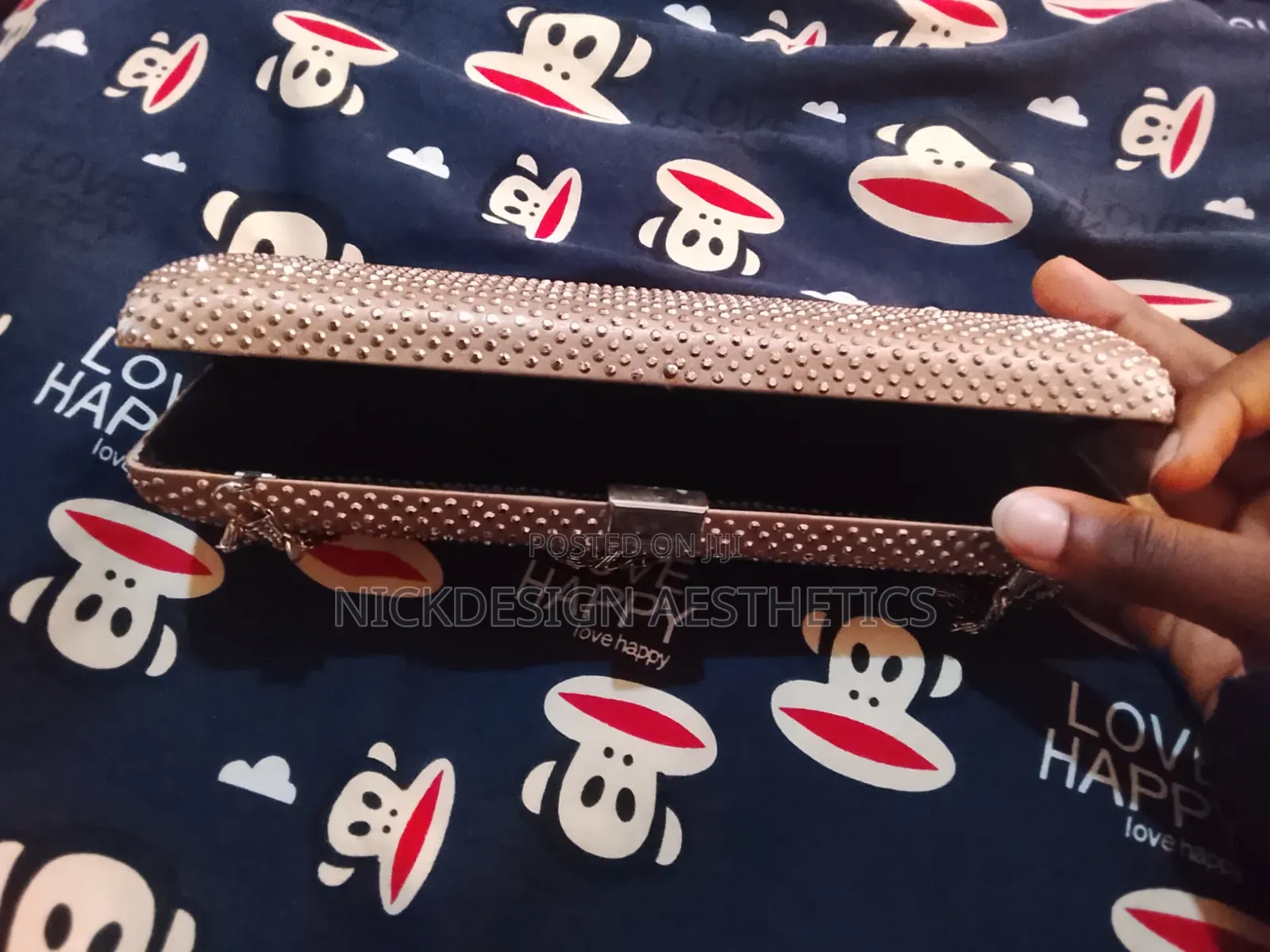 Premium Luxury Rhinestone Hardcase Capsule Clutch