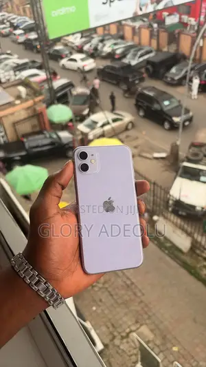 Apple iPhone 11 128 GB Red