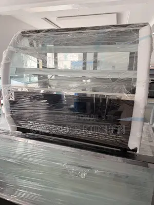 COUNTER TOP CAKE DISPLAY CHILLER ( Curve Glass) 3 Feet’s