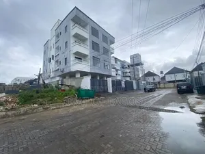 2bdrm Apartment in Chevron for sale