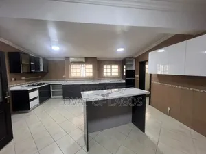3bdrm Apartment in Oniru, Victoria Island Extension for rent