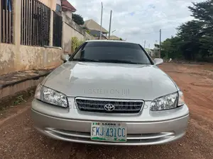 Toyota Camry LE 4dr Sedan (2.2L 4cyl 4A) 2001 Silver