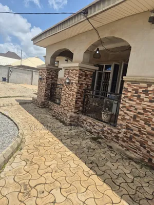 4bdrm Bungalow in Alagbado Estate for sale
