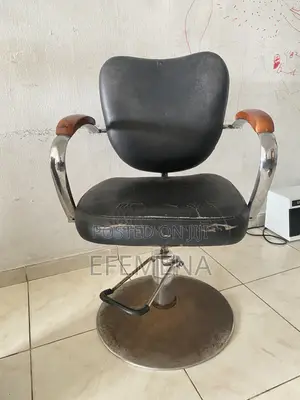 Barbing Chair