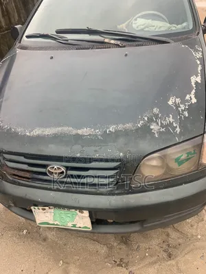Toyota Picnic 2.0 FWD 2003 Green
